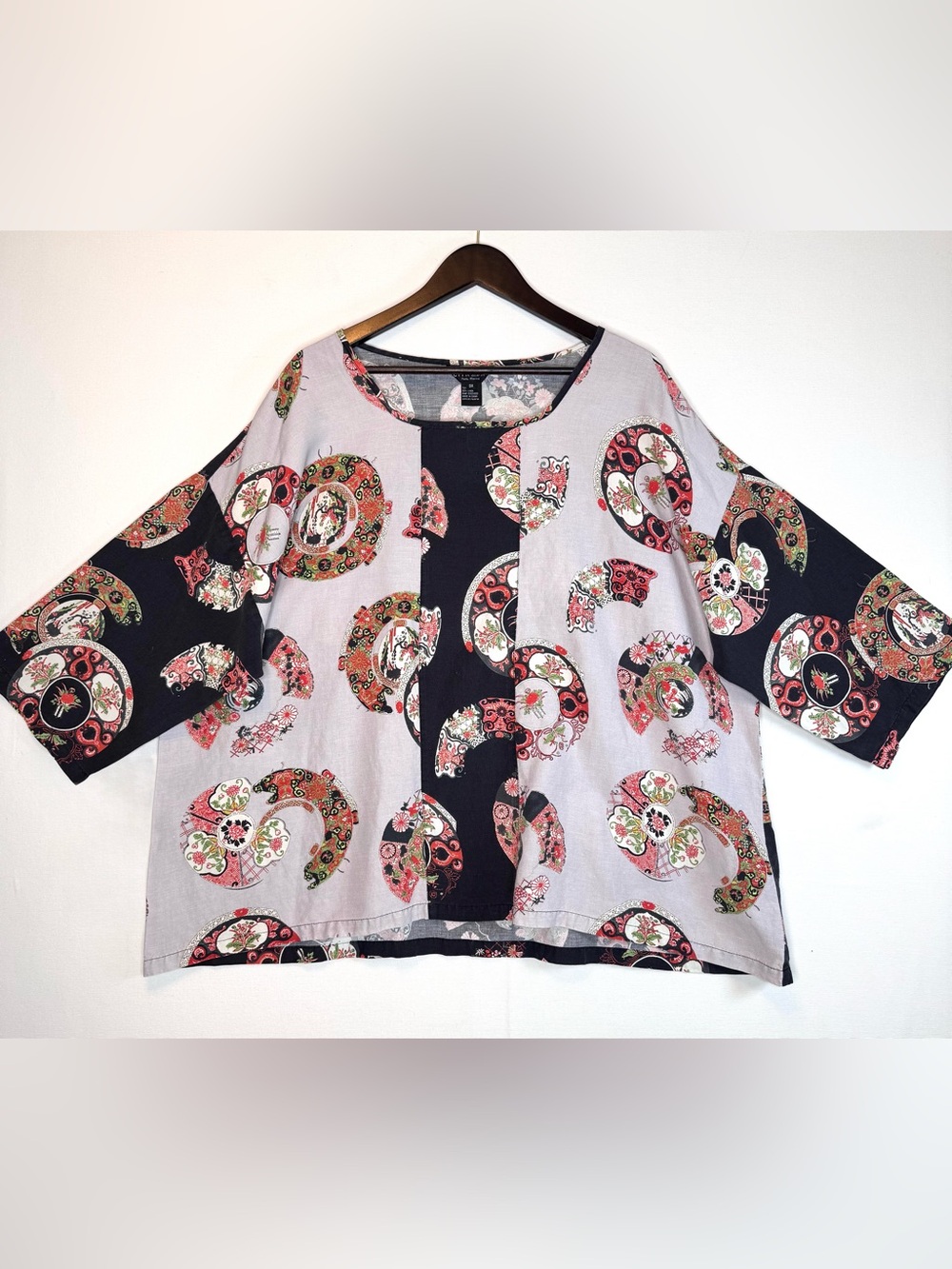 Citron Santa Monica Top 3X Japanese Floral Medallion silk linen blend blouse
